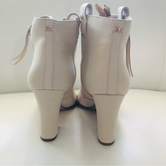 Sam Edelman Neomi Cream Pull-on Booties Sz 8 - Picture 9 of 15